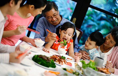 Bữa cơm sum vầy